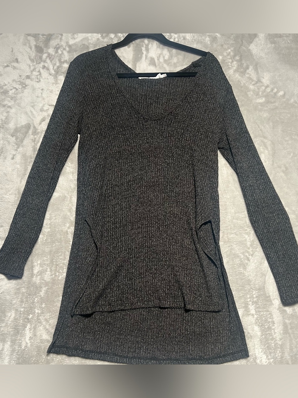 ASTR The Label Stretch Long Sleeve Tunic Top Women’s Medium Black Ribbed Knit